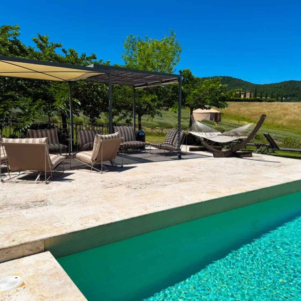 Pool seats 2Opt